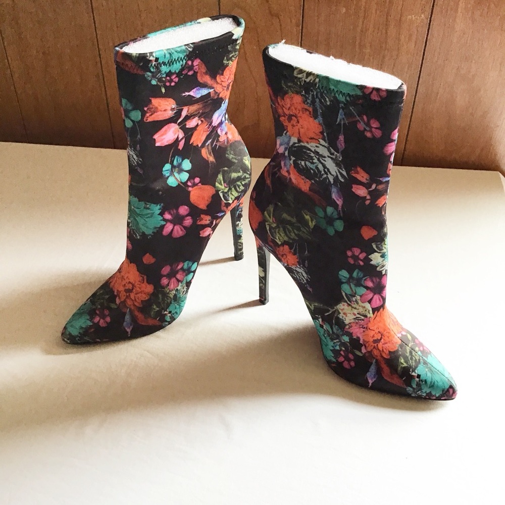 Steve Madden Lovely Stiletto Sock Bootie - Picture 2 of 8